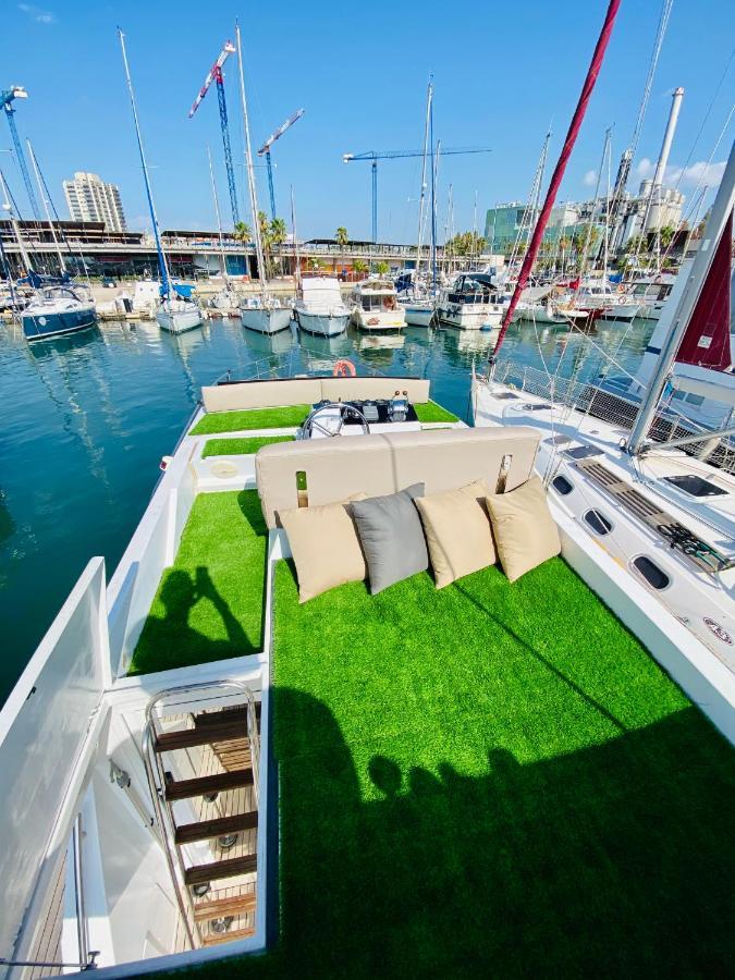 Barco Muy Romantico Con Parking! 산트 아드리아 데 베소스 외부 사진